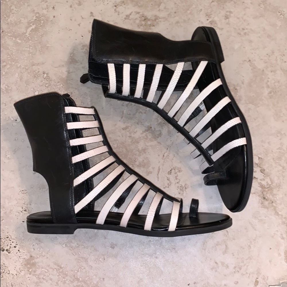 KENNETH COLE | gladiator sandals